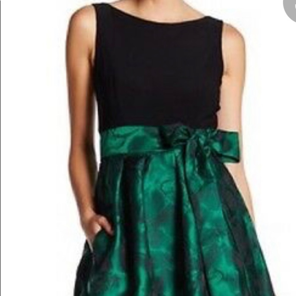 Chic mod pin-up dress